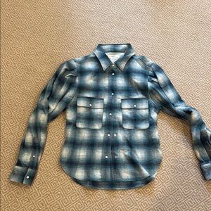 Plaid woman’s wool shirt